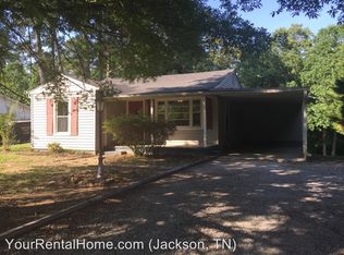 412 Parkburg Rd, Jackson, TN 38301