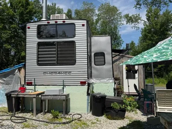 549 Four Mile Square Road, Anson, ME 04911