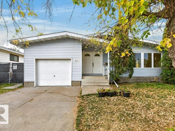 8612 175th St NW, Edmonton, AB T5T 0N8