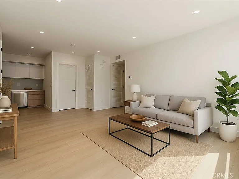 7510 Sepulveda Blvd #101 — Photo 2