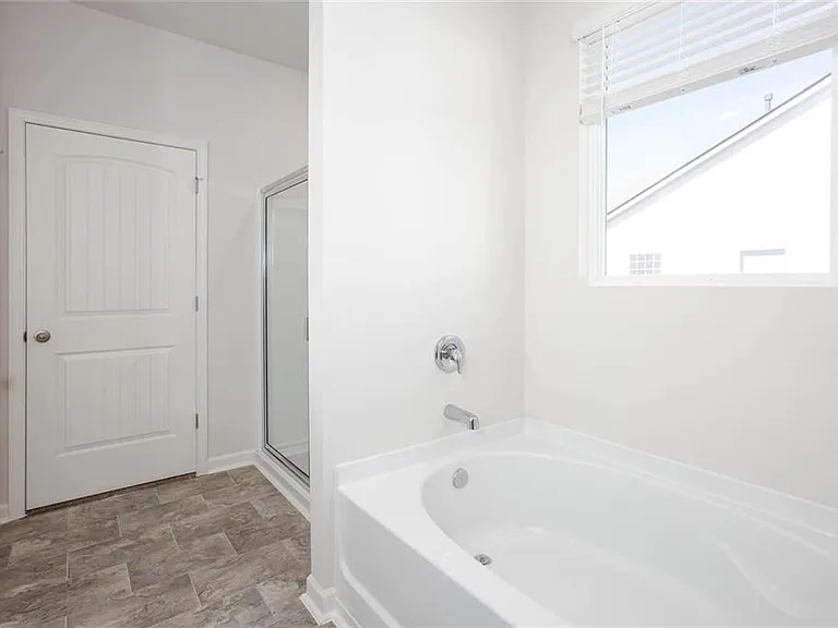 61 Grove Springs Ct — Photo 19