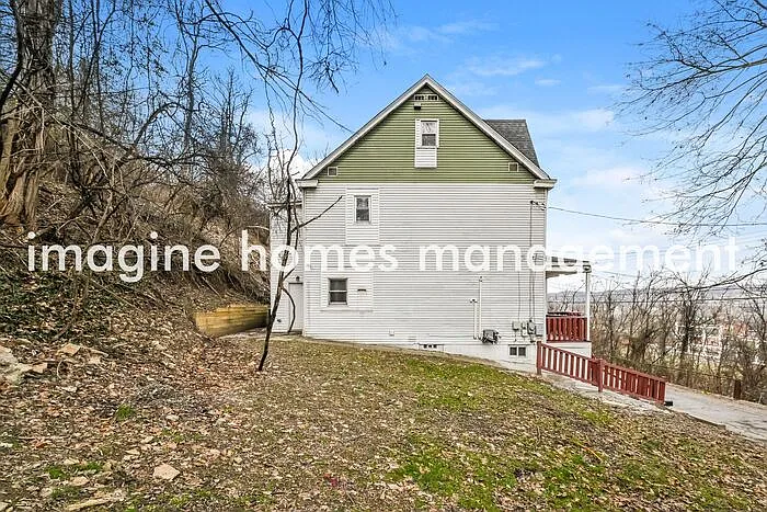 1335 Stowe Ave — Photo 14