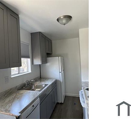 2nd image of 885 Wyman Way APT 4