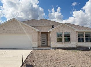 3545 Sahar Lake Dr, Robstown, TX 78380