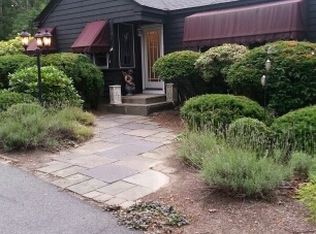 210 Angell Rd, Lincoln, RI 02865