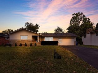 1371 Crestwood Ave, Columbus, OH 43227