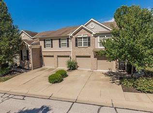 586 Riversbreeze Dr, Ludlow, KY 41016