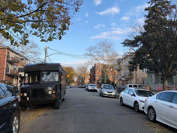 5th image of 11804 97th Ave