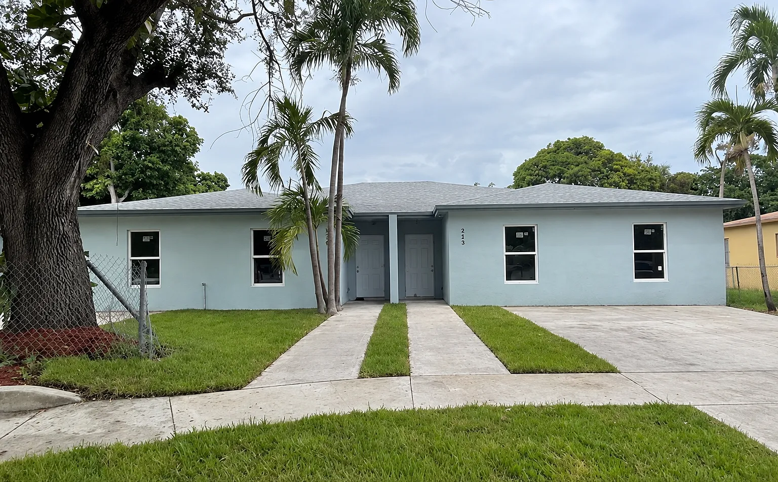 4 bed, 2.5 bath, 1600 sqft, $3,500 — Photo 1