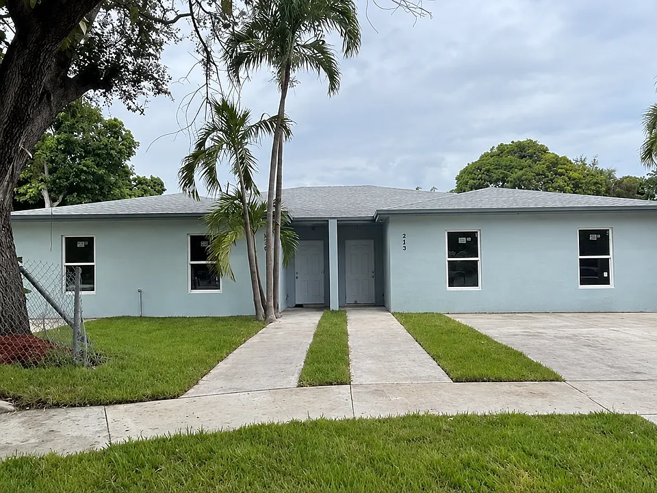 525 NW 106th St