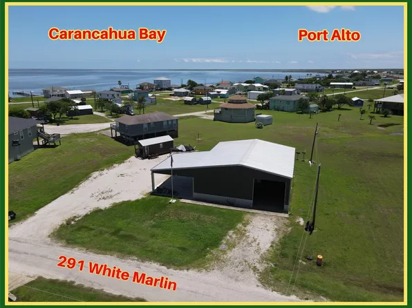 291 White Marlin Dr, Port Lavaca, TX 77979