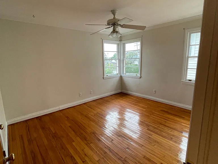 6448 Canal Blvd — Photo 8
