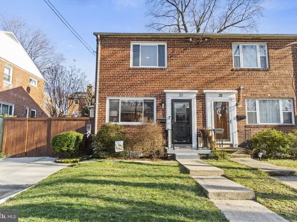 30 S Gordon St, Alexandria, VA 22304