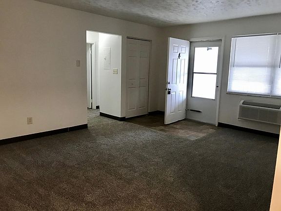 3rd image of 50 N Williams St APT 4