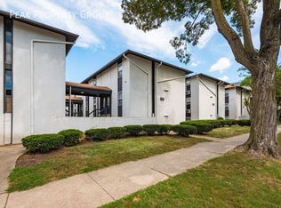 The Row on 8th, Columbus, OH 43201