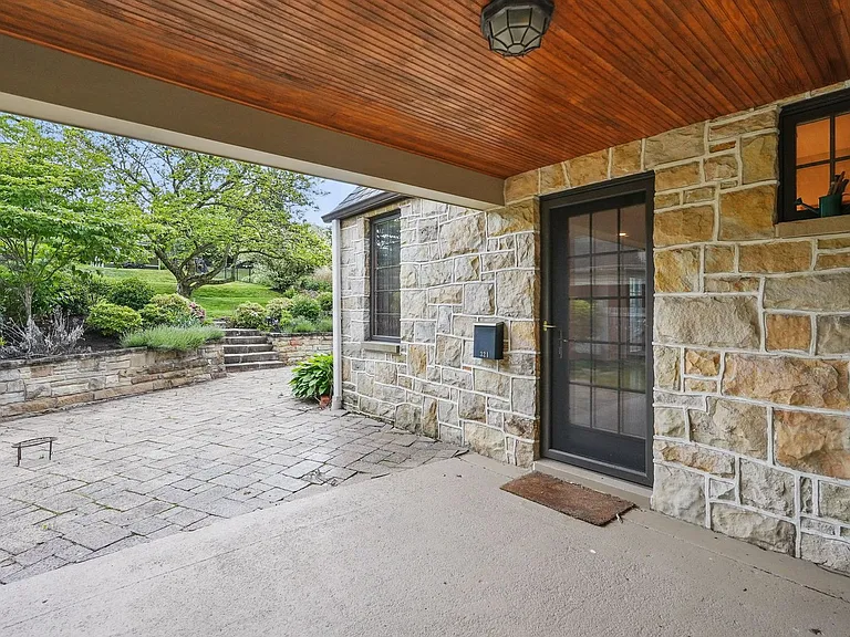 321 Jefferson Dr — Photo 34