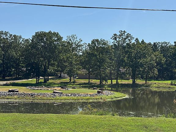 2nd image of 7098 Highway T