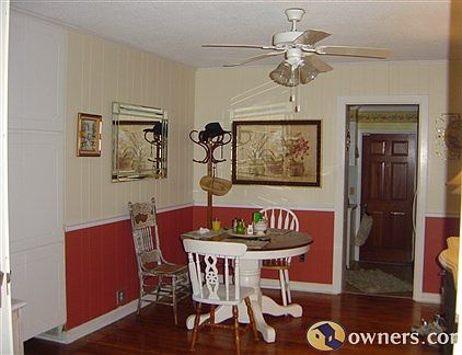 Dining/Breakfast room