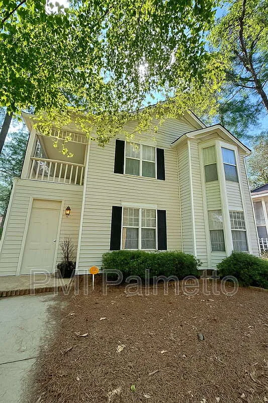 3 bed, 2.0 bath, 1220 sqft, $1,600 — Photo 1