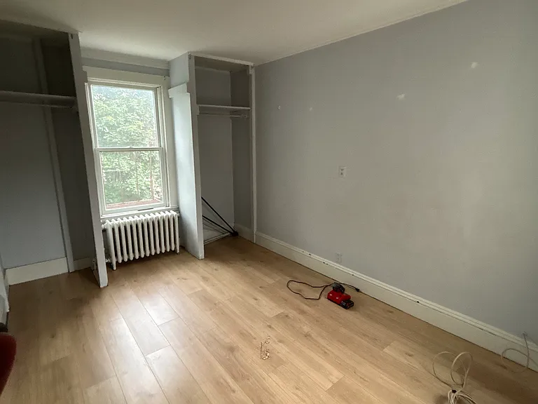 19 Vernon Ave #2 — Photo 5