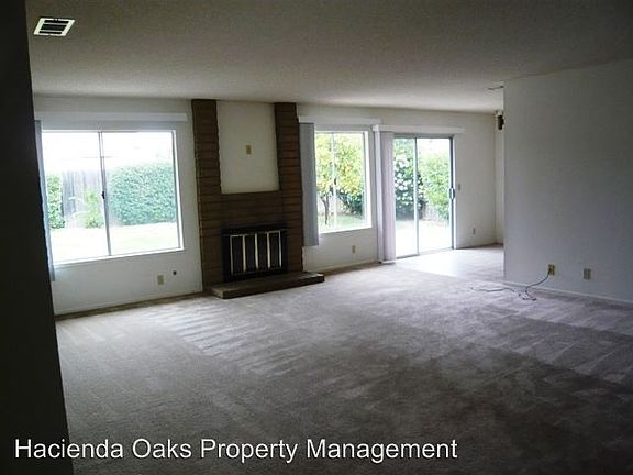 2nd image of 1039 De Soto Dr