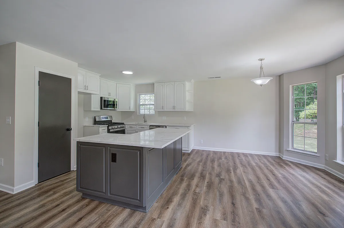Building Photo - 4100 Chanticleer Dr NW