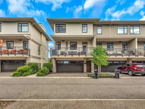 1102 Cameron Ave #9, Kelowna, BC V1Y 0B2