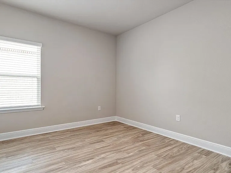 31448 Memphis Loop — Photo 13
