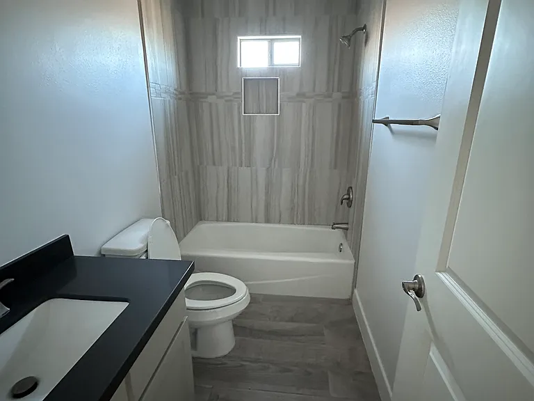 16584 Barnes Ct — Photo 7