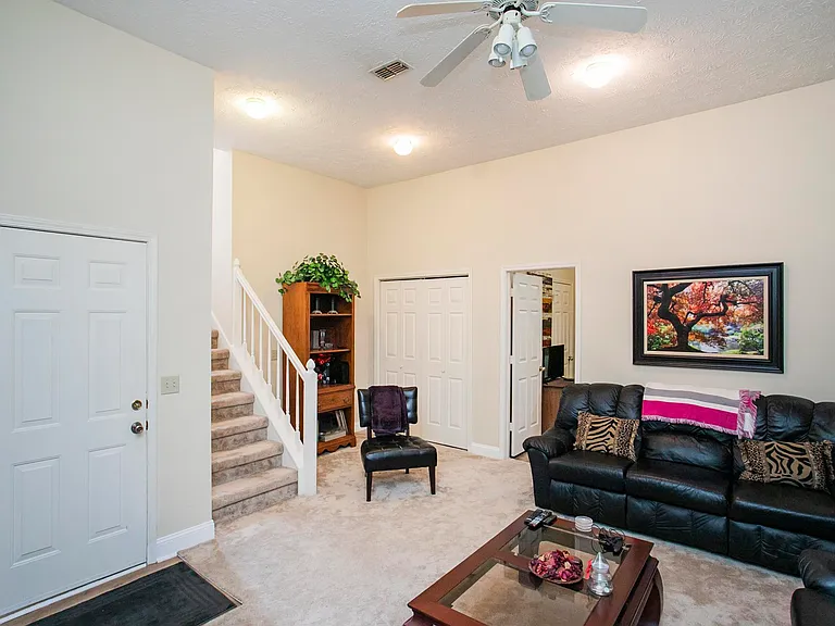 1508 Clover Ct — Photo 34