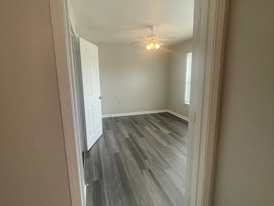 3602 Springer Blvd #422