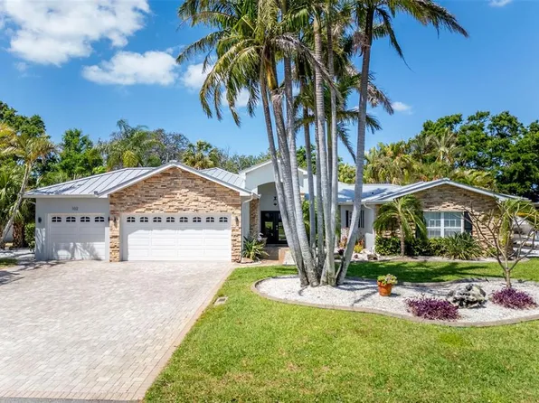 102 Crestwood Ln, Largo, FL 33770
