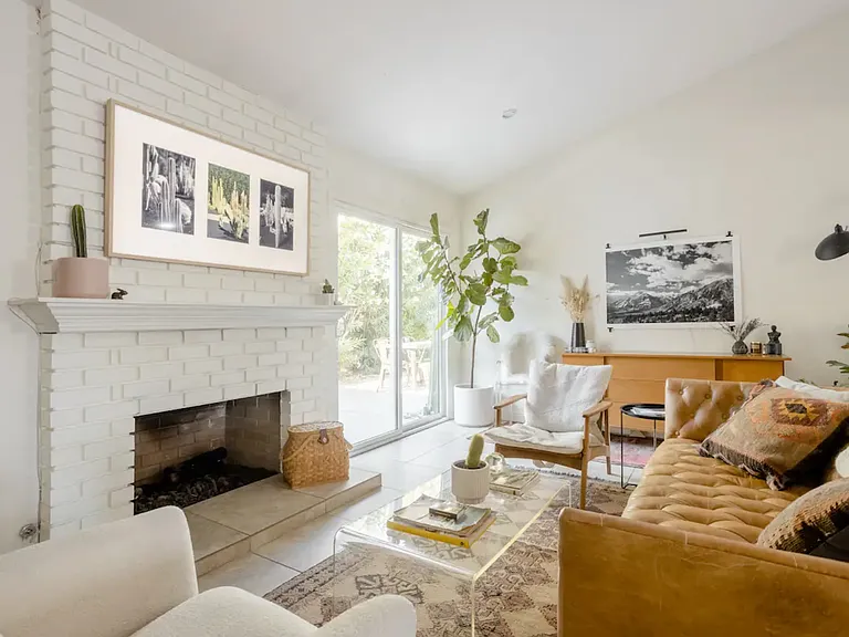 2112 N Cardillo Ave — Photo 10