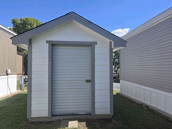 7th image of this home