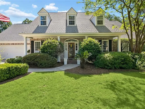 349 Stonehaven Dr, Mandeville, LA 70471