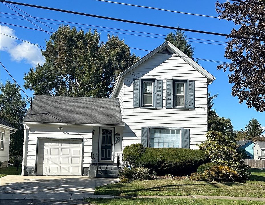 1st image of 194 Hazeltine Ave