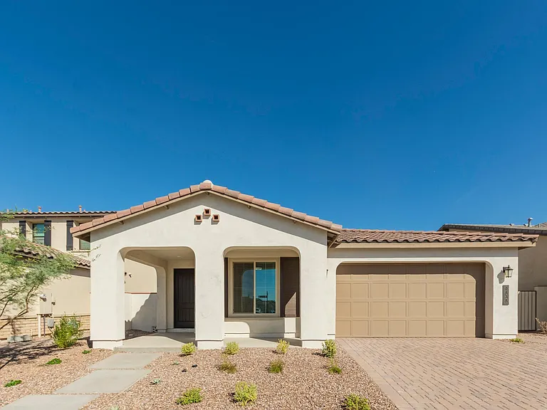 9838 E Resistance Ave — Photo 2