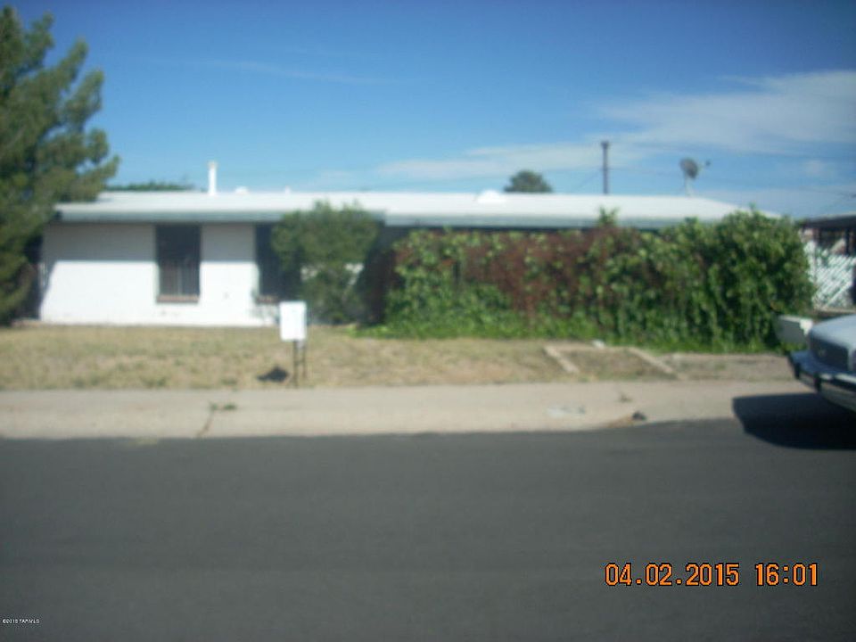 2nd image of 209 S Avenue B