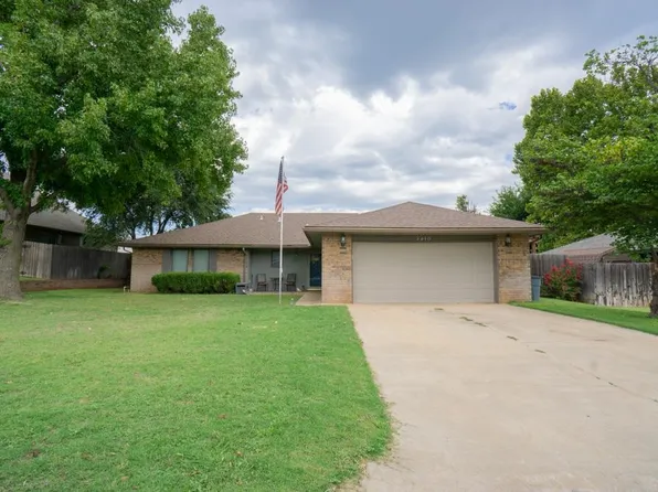 3518 Willow West Dr, Woodward, OK 73801