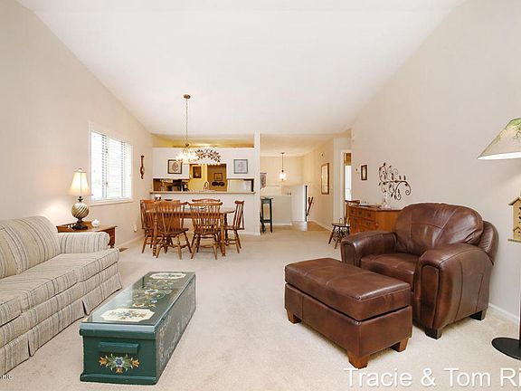 5th image of 4760 Rockvalley Dr NE