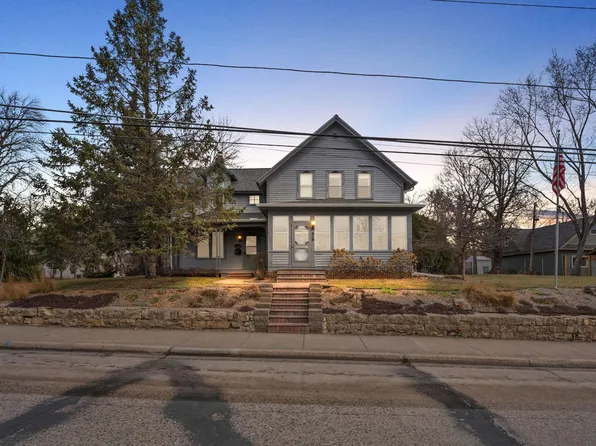 618 Myrtle St W, Stillwater, MN 55082