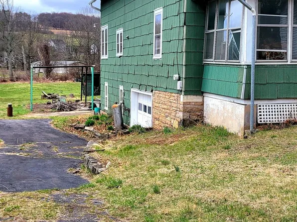 238 Slabtown Rd, Catawissa, PA 17820