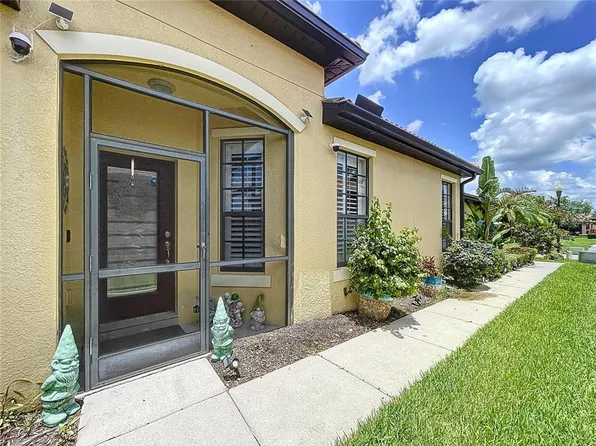 5657 Sunset Falls Dr, Apollo Beach, FL 33572