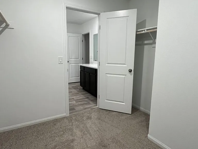 7668 Loftwood Ave — Photo 22