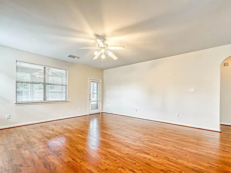 5526 Hazel Berry Way — Photo 9