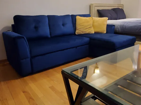 6163 N Leavitt St #B, Chicago, IL 60659