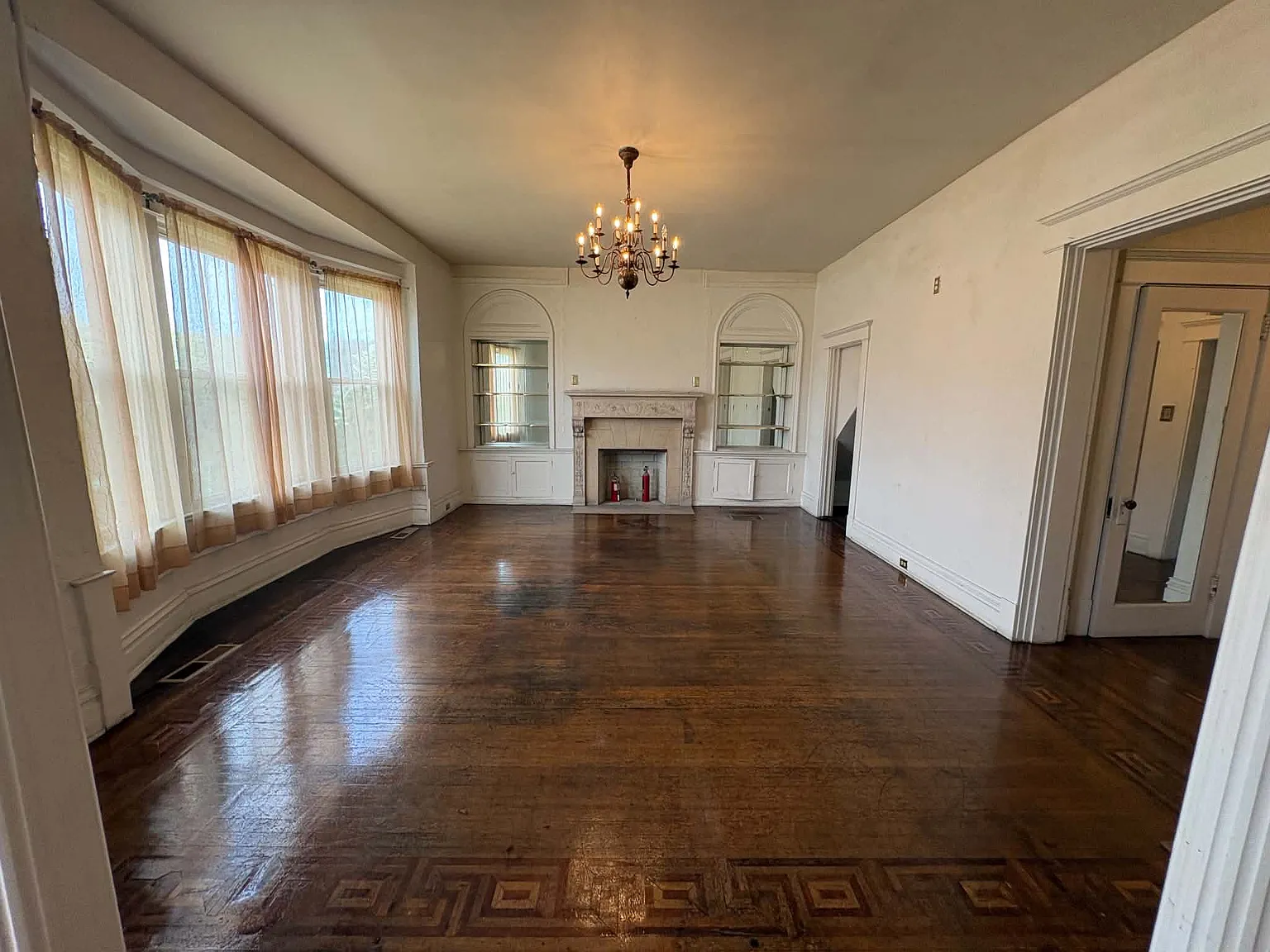 1 bed, 1500 sqft, $750 — Photo 2