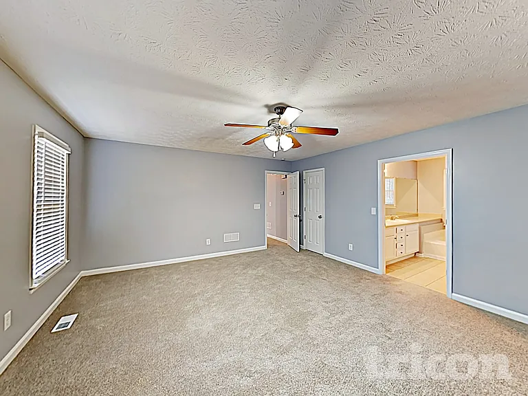 1035 Peace Dr NW — Photo 6