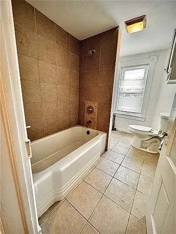 Bathroom with Tub