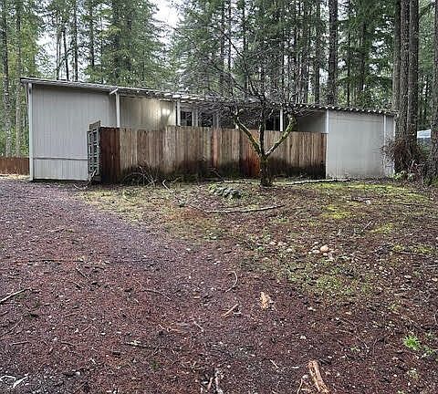 2nd image of 150 E Barnsby Place